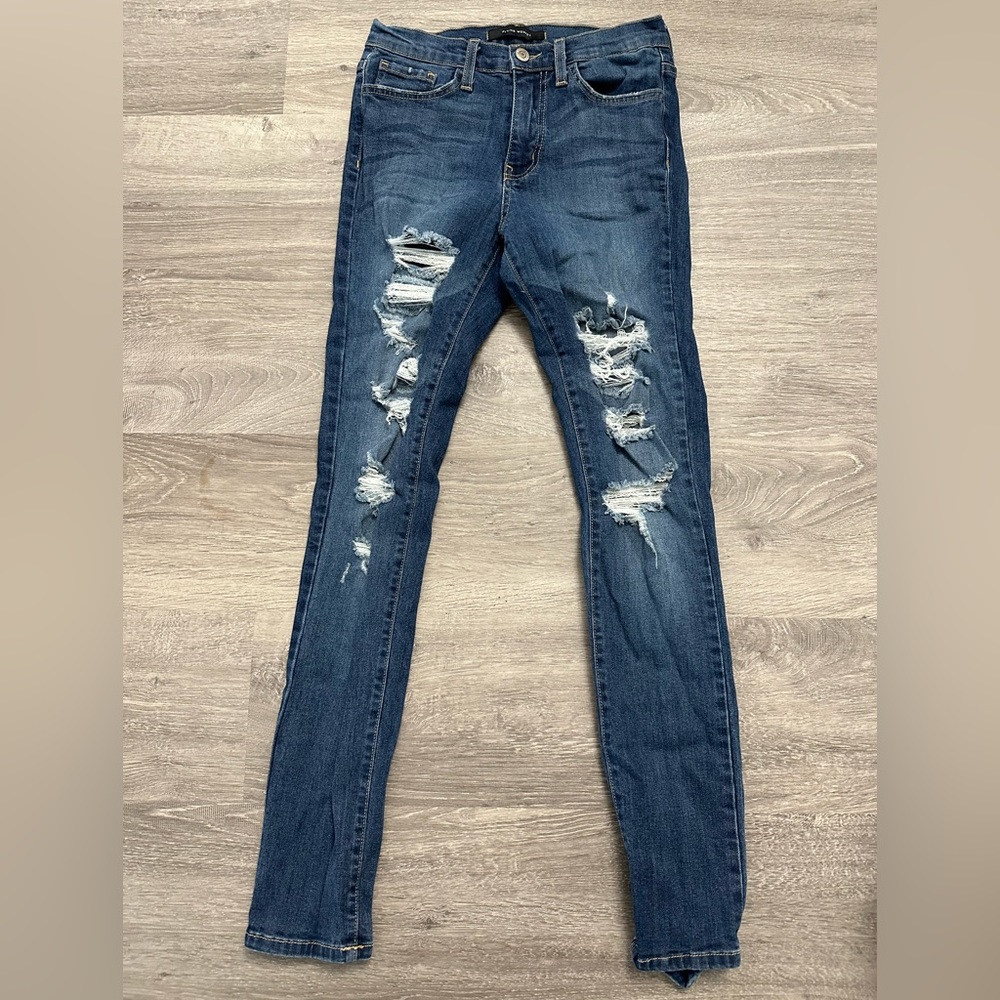 Ripped skinny jeans size 27 flying monkey brand